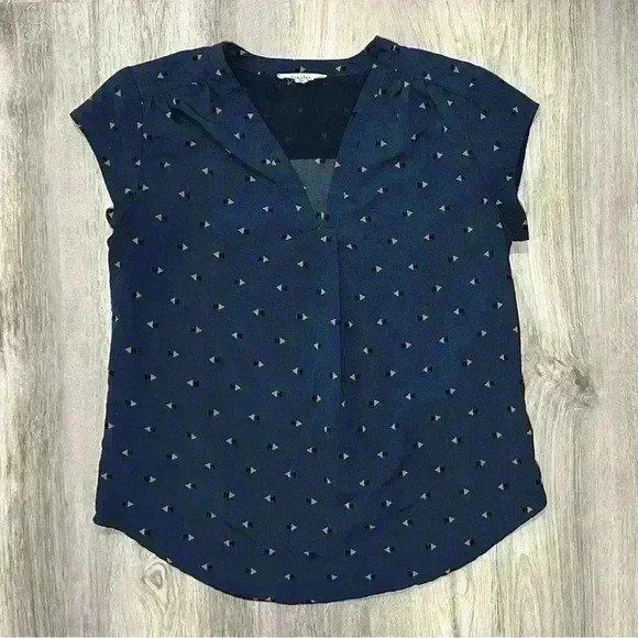 Fun 2 Fun Stitch Fix Lillian Short Sleeve V-Neck Lightweight Blouse Blue Size S - Picture 1 of 7